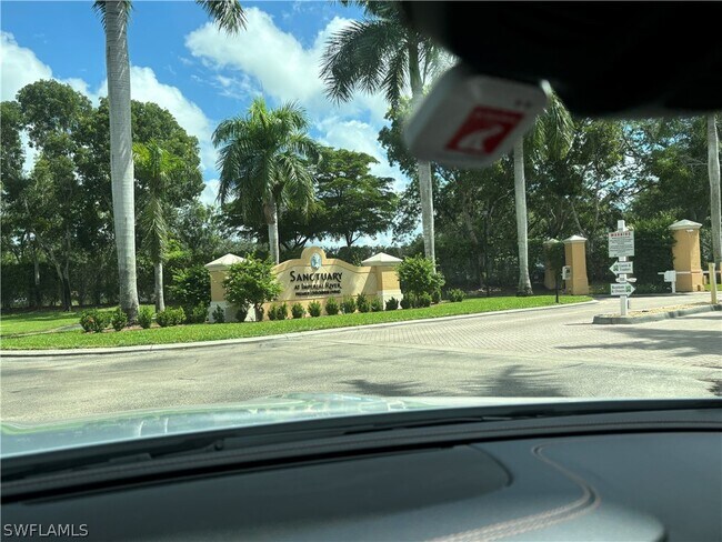 Building Photo - 8735 River Homes Lane