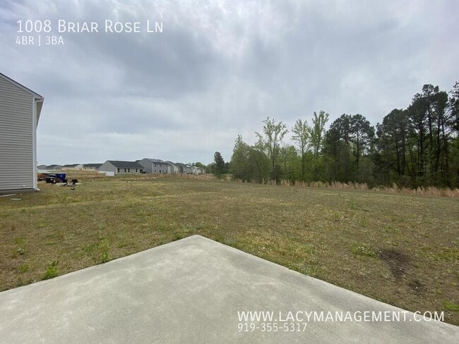 Building Photo - 1008 Briar Rose Ln