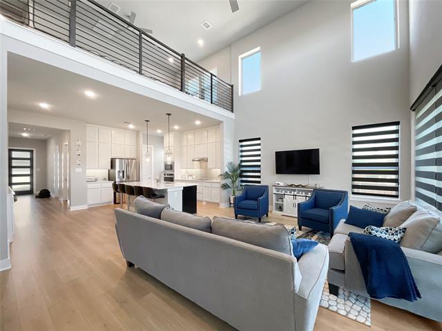 Building Photo - 5910 Enclave Dr