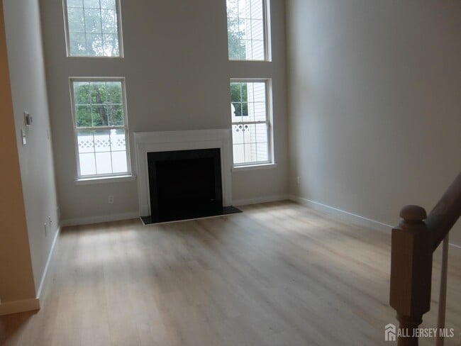 Building Photo - 2303 Pheasant Run