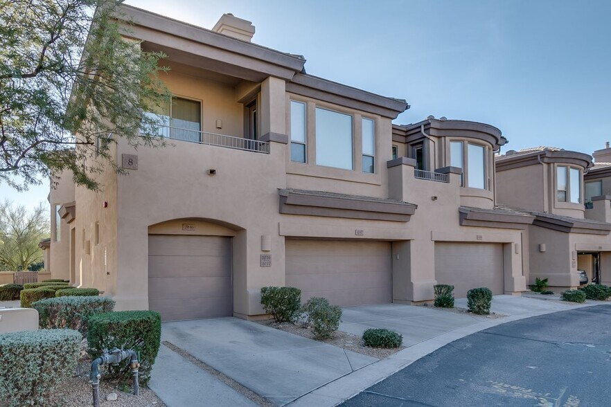 Building Photo - 16420 N Thompson Peak Pkwy