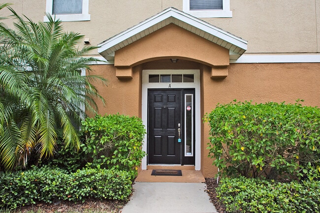 Building Photo - Newly Listed 2/2 in a Beautiful Community!