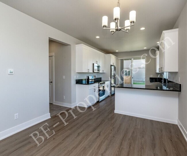 Building Photo - New Construction - Mountain View in the desirable Tehaleh community