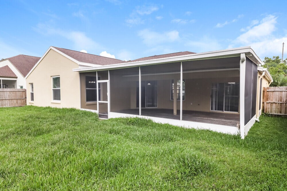 Building Photo - 1837 Tangledvine Dr