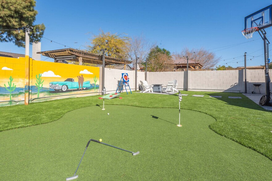 Building Photo - 3502 E Crocus Dr