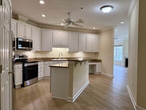 Building Photo - Coastal Comfort: Spacious 2-Bedroom Condo Retreat in Virginia Beach