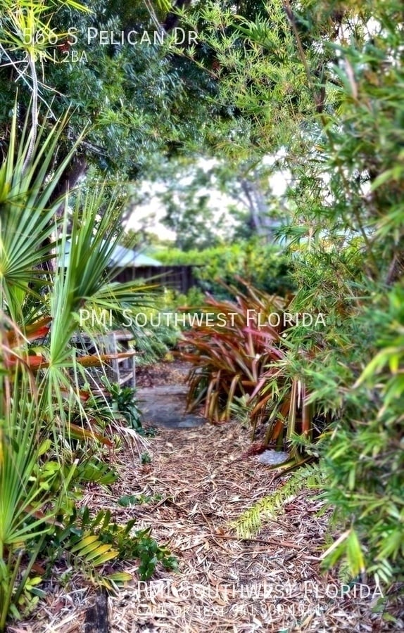 Building Photo - 566 S Pelican Dr