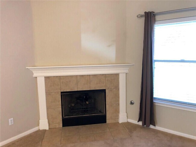 Building Photo - 4105 Meadow Bluff Way