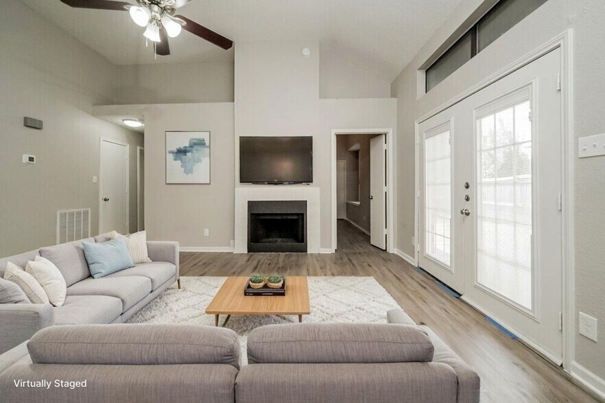 Building Photo - 1307 Jasmine Dr