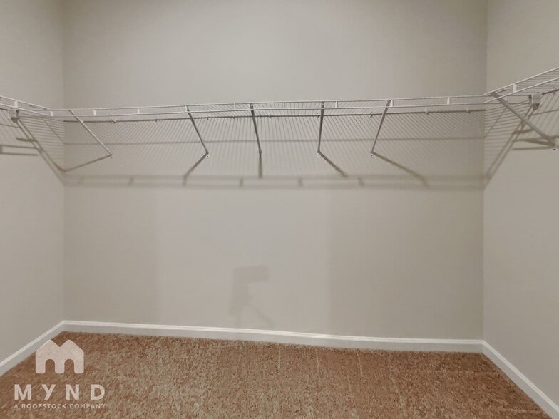 Building Photo - 316 Ivy Bank Dr