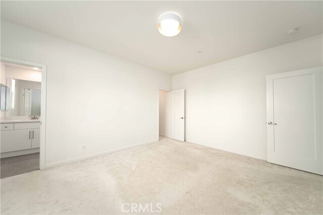 Building Photo - 134 Acamar
