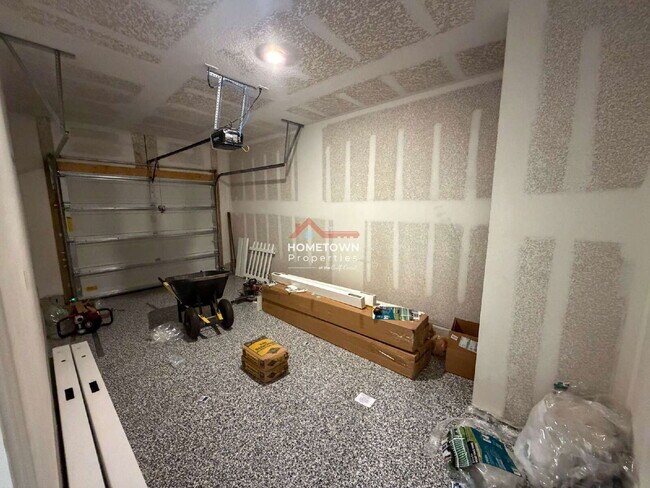 Building Photo - 714 Giese Ln