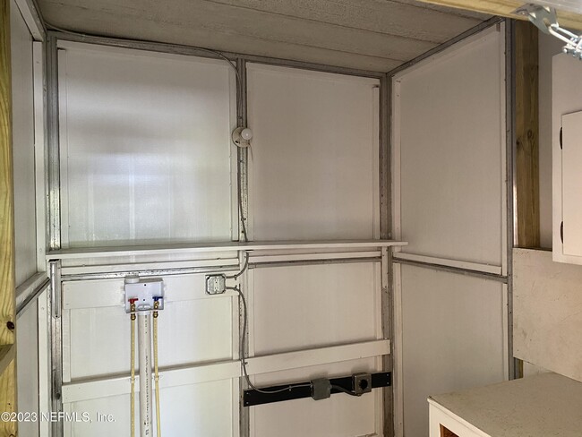 Building Photo - 102 St Elmo Rd