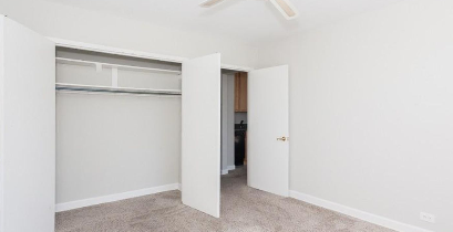 Building Photo - 1 bedroom in Chicago IL 60657