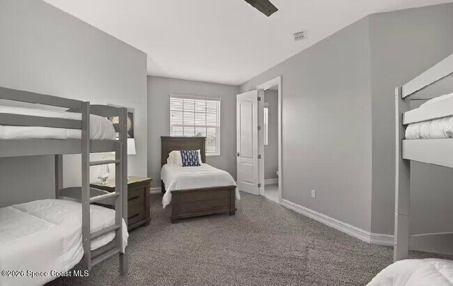 Building Photo - 168 Mediterranean Way