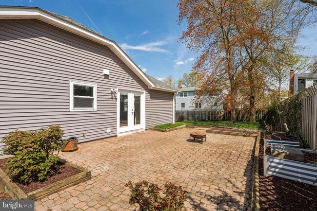 Building Photo - 8635 Old Mt Vernon Rd