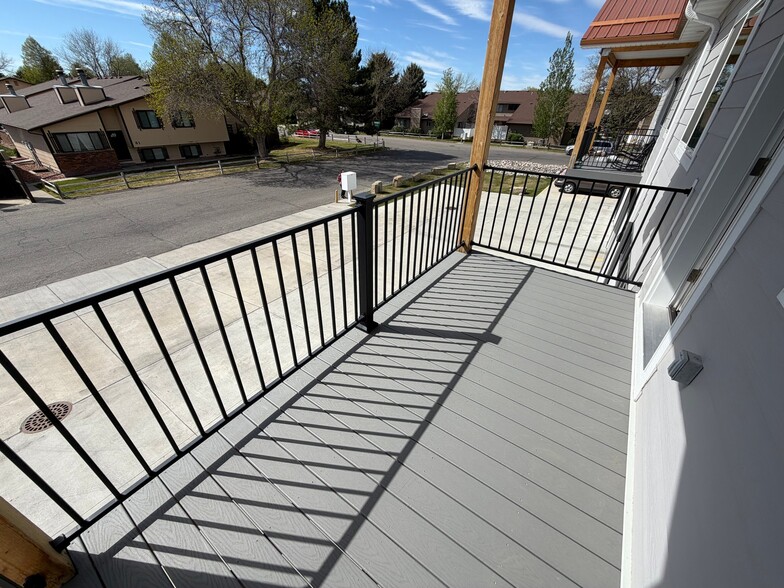 Building Photo - 3250 Rosebud Dr
