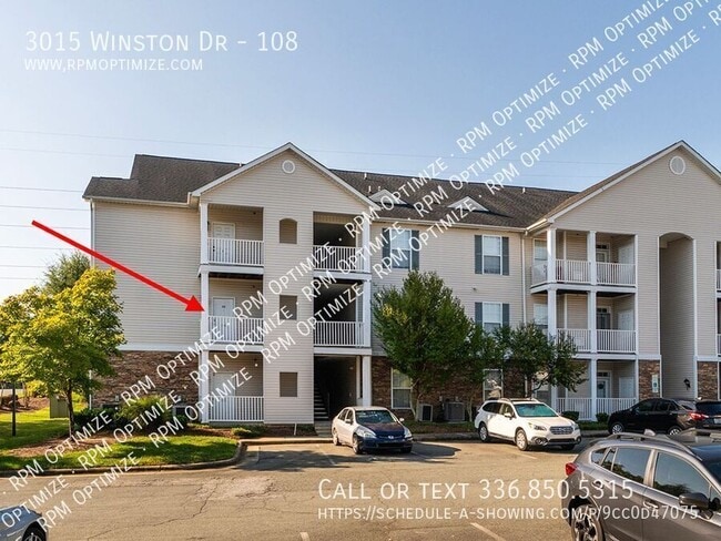 Primary Photo - 3015 Winston Dr