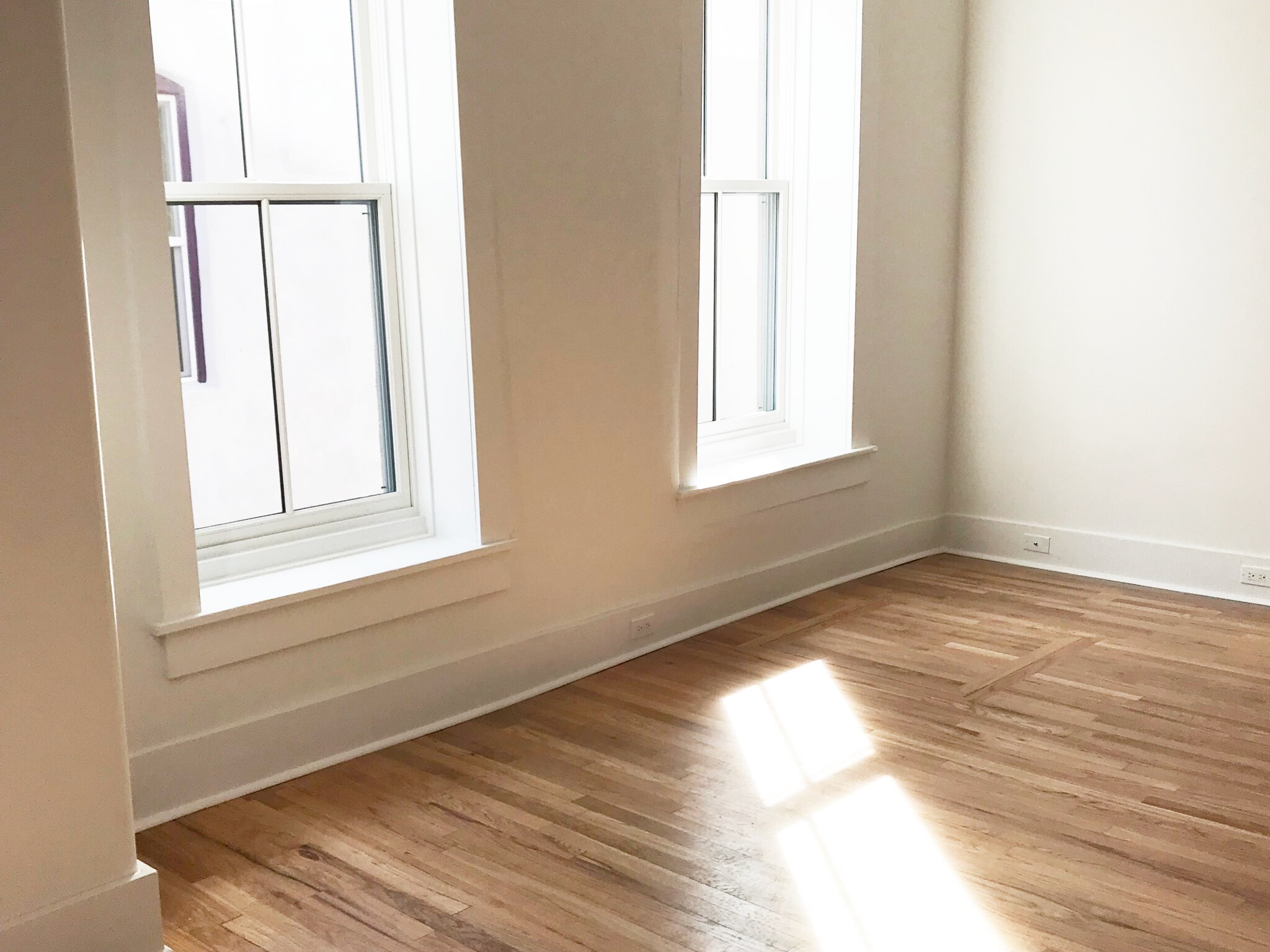 Living Room Windows - 308 Arno St NE