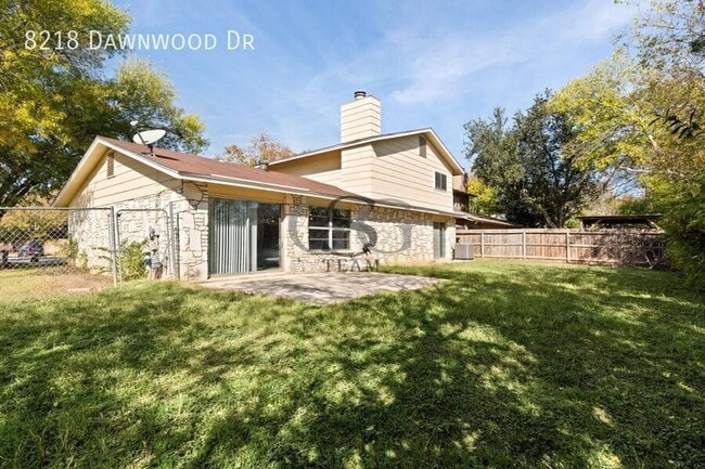 Building Photo - 8218 Dawnwood Dr
