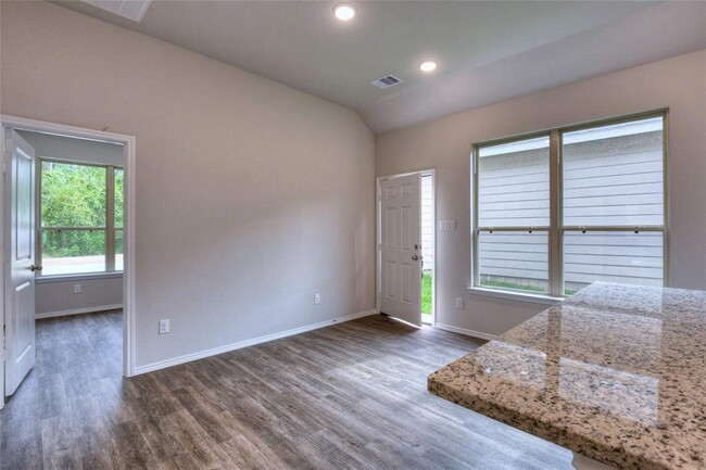 Building Photo - 12041 NELLWOOD-
