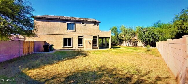 Building Photo - 3741 N Ladera Cir