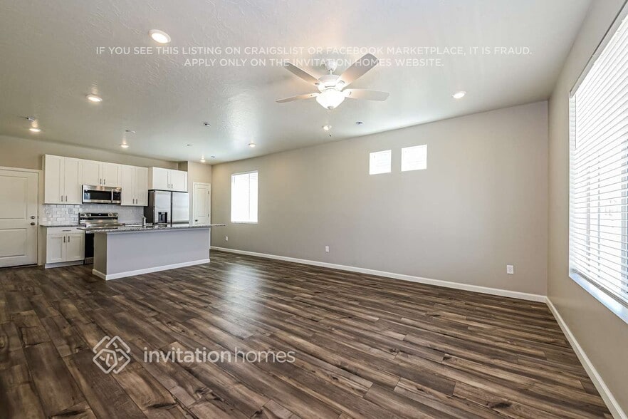 Building Photo - 42 N Riverside Dr