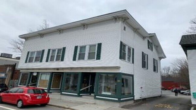 Primary Photo - 23 Main St