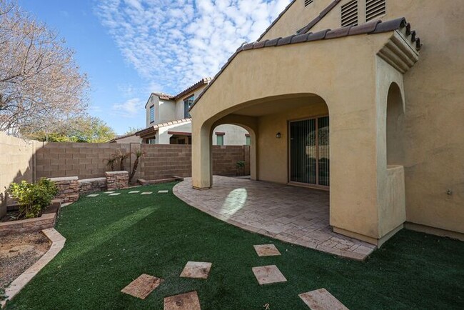 Building Photo - Lovely 4 bed 3 bath in core Chandler, ( Oc...