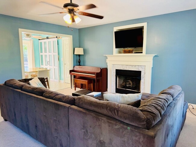 Building Photo - 2576 Blue Dog Ct