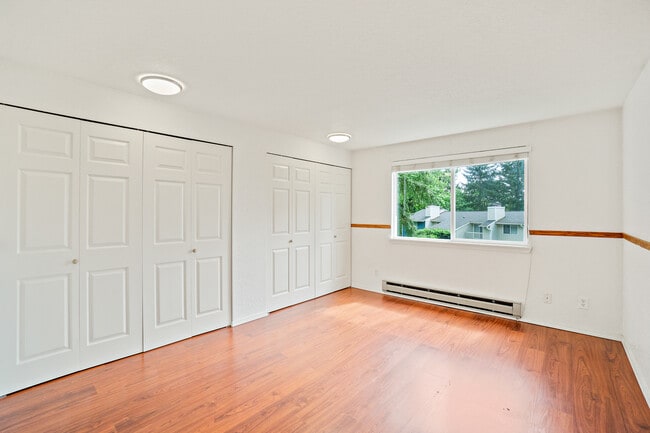 Building Photo - 9494 Redmond - Woodinville Rd NE
