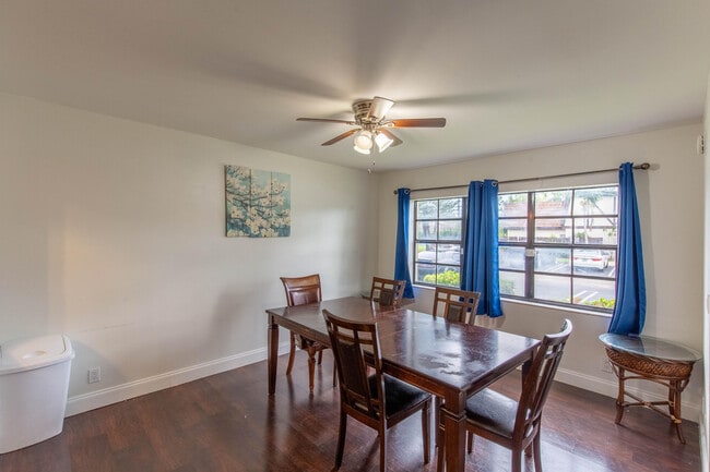 Building Photo - 103 Weybridge Cir