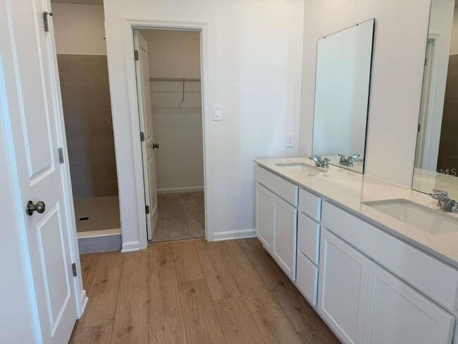 Building Photo - 5153 Natalia Dr