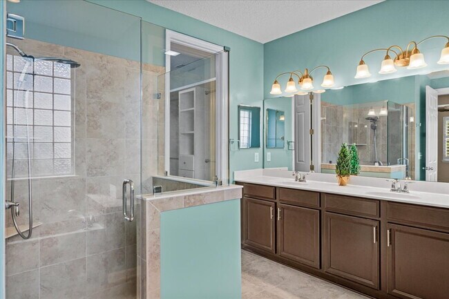 Building Photo - Executive Home For Rent!!!!