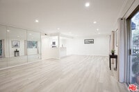 Building Photo - 6708 Hillpark Dr