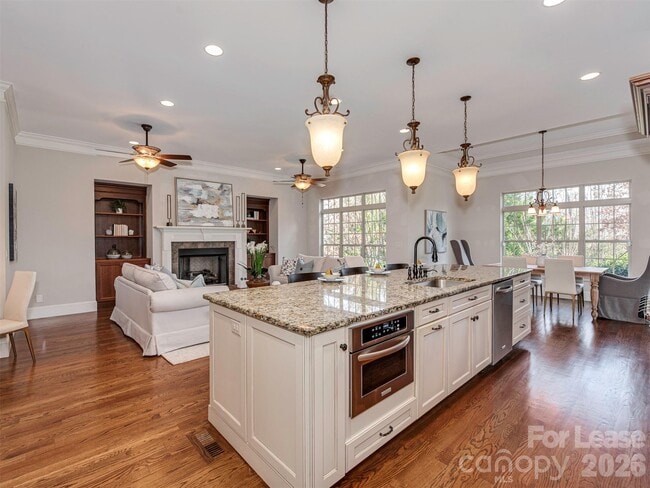 Building Photo - 1825 Mill Chase Ln