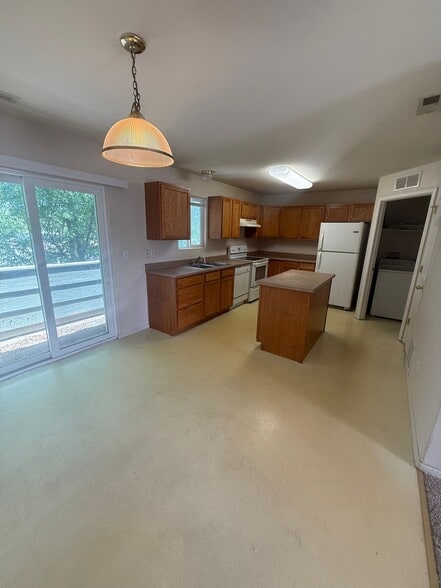 Building Photo - 315 Ellers Grove