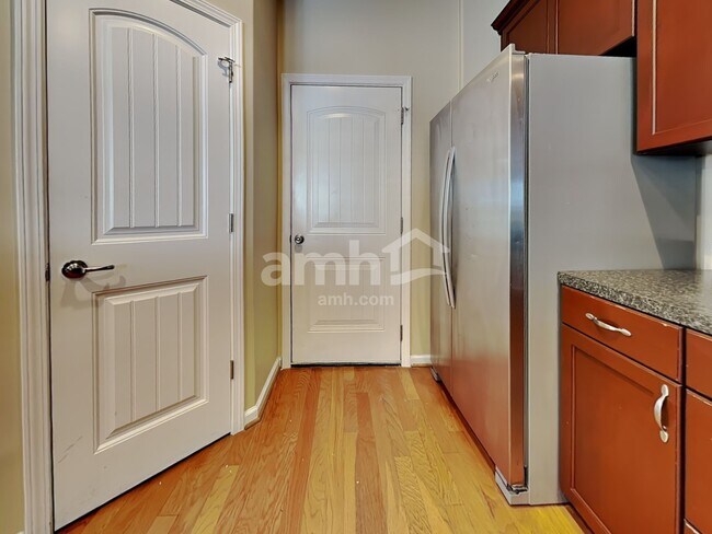 Building Photo - 45 Chey Hill Ln