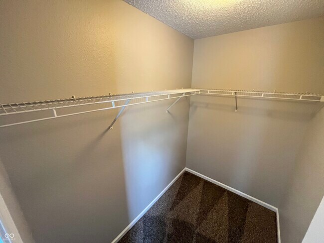 Building Photo - 10896 Riverwood Blvd