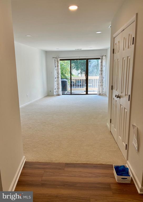 Building Photo - 5772 Rexford Ct