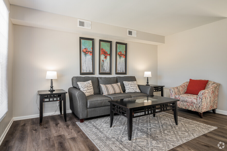 Interior Photo - Warson Village Townhomes