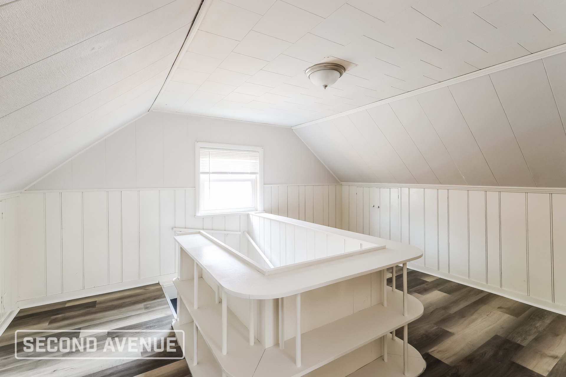 Building Photo - 1136 S Lynnebrook Dr