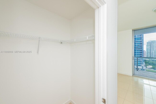 Building Photo - 79 SW 12th St