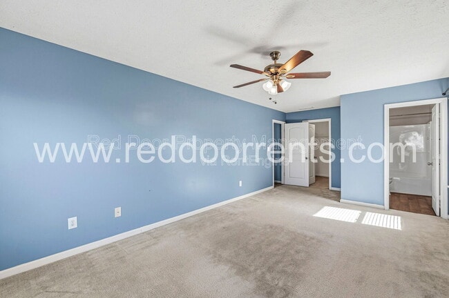 Building Photo - 7217 Burlat Ln