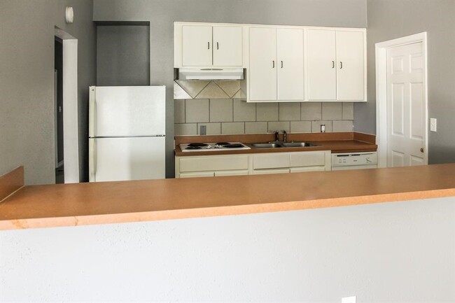 Building Photo - 2248 US Hwy 77a S