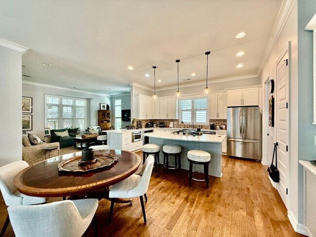Building Photo - 4 bedroom Ocean Park Single Family