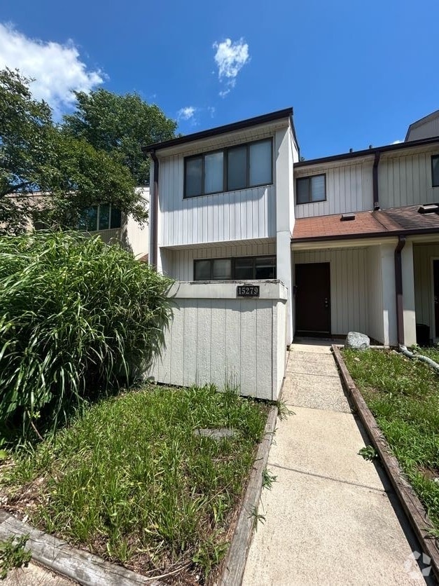Building Photo - 15279 Lodge Terrace