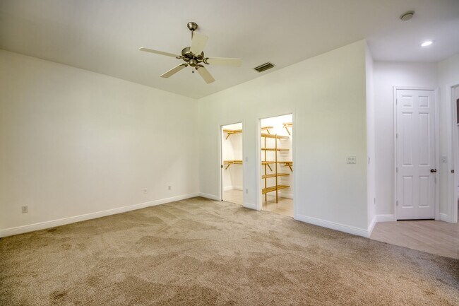 Building Photo - 14021 Bently Cir