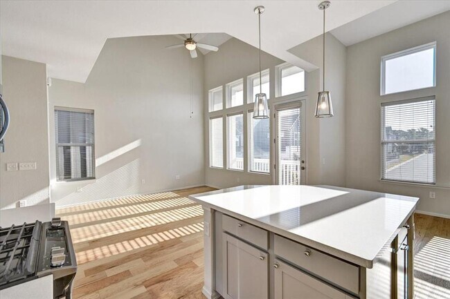 Building Photo - 13700 Cibolo Trace
