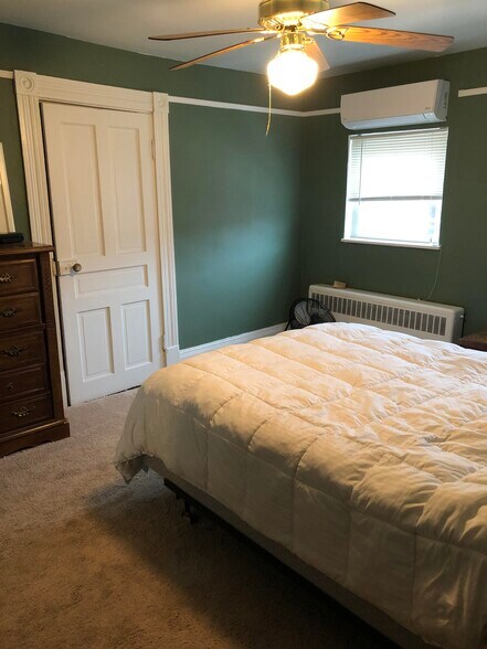 2nd Floor (Bedroom 2) - 4619 Torley St